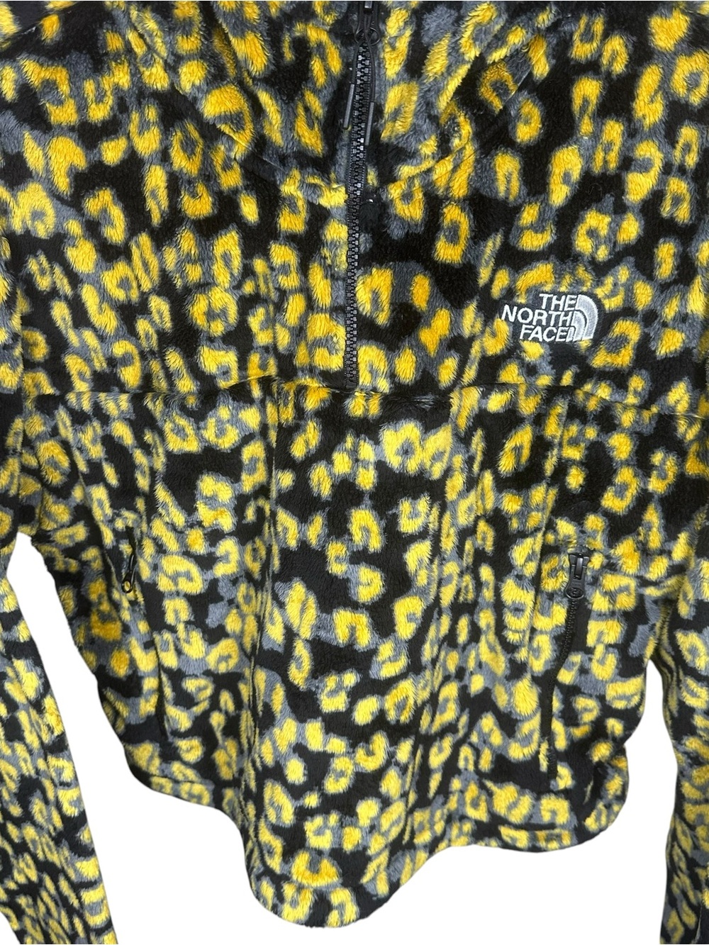 The North Face Osito Crop Hoodie Leopard Yellow Black Outdoor Cozy Gorpcore XL - Picture 7 of 12